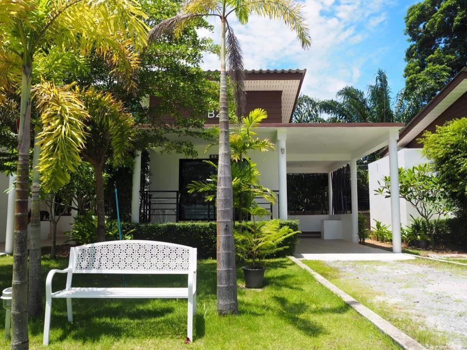 B.M.P Resort Khao Lak Bagian luar foto